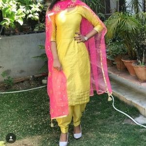 whatsapp-dp-attitude-girl